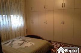 Shitet apartament 2+1 me sip. 82 m2, Sale