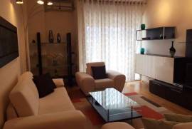 Apartament 2+1, Rr Hoxha Tashim , Πώληση