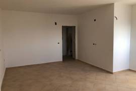 apartament 2+1 ne zonen e Freskut, Venta