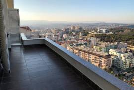 apartament 3+1 ne zonen e Freskut, Πώληση