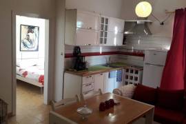 Shitet apartament me sip.57 m2, Πώληση