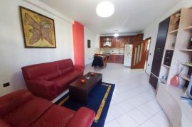 Apt Gjigand 3+1+2WC+2Bllk i Pabanuar me Pare , Location