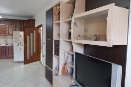 Apt Gjigand 3+1+2WC+2Bllk i Pabanuar me Pare , Location