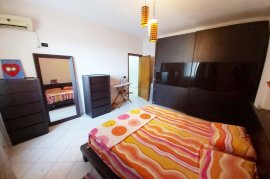 Apt Gjigand 3+1+2WC+2Bllk i Pabanuar me Pare , Location