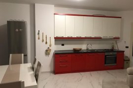 APARTAMENT ME QIRA 2+1, UNAZA E RE , Alquiler