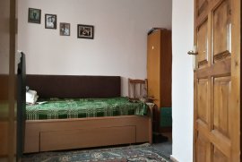 SHITET APARTAMENT NE LAGJEN 18 KORÇË, Πώληση