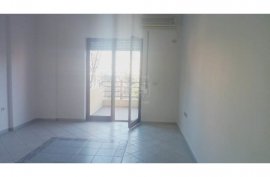 Jepet me qera apartament 2+1, Miete