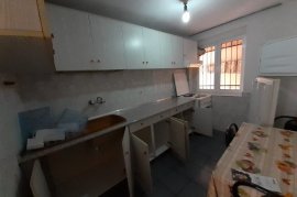 JEPET ME QIRA SHTËPI PRIVATE, KORÇË, Location