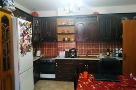 APARTAMENT 1+1 PER QIRA ,21 DHJETORI , Location