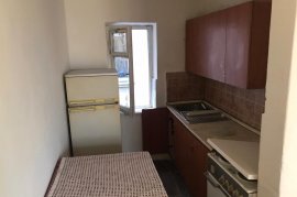 APARTAMENT ME QIRA 1+1 TE MYSLYM SHYRI, Affitto