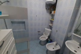 Shitet Apartament ne Bllok 1+1 79m2 144.500€., Shitje