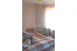 Ne Ali Demi shitet apartament 2+1, Sale