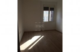 Ne Qender shitet apartamenti 2+1 , Sale