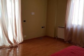 SHITET APARTAMENT 3+1 NË LAGJEN LONI DHAMO, LUSHNJ, Eladás