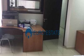 Tirane, jap me qera ambjent biznesi Kati 2, 80 m² , Ενοικίαση