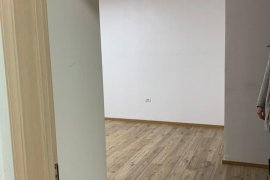 Apartament ne shitje prane Komunes se Parisit, Eladás