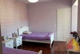 Apartament 2+1 me qera ne Rr. Medar Shtylla, Alquiler