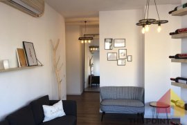 Apartament 2+1 per qera ne Rr. Elbasanit, Ενοικίαση