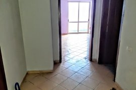 SHITET APARTAMENT 1+1, KORÇË, Venta