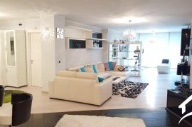  Jepet me qira Super Luxury apartament , Huren