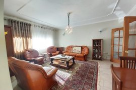 2+1+2wc+2Bllk (130 m2) fiks tek Air Albania, Location