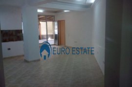 Tirane, apartament me qera 3+1, 700 Euro Ish Parku, Ενοικίαση
