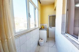 Shitet Apartament 2+1 tek Zona e Pazarit te Ri  , Shitje