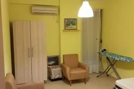 Apartament 2+1 me qira rruga barrikadave, Ενοικίαση