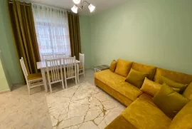 Apartament 2+1 me qira shume prane Qendres Tirane, Ενοικίαση