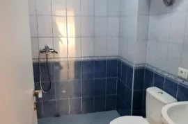 Apartament 1+1 në shitje te ”Pallatet Cabej”, Vente