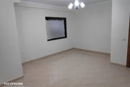 Apartament 1+1 në shitje tek Xhamlliku, Verkauf