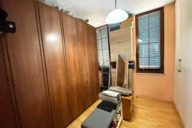 SHITET  APARTAMENT 3+1 PRANE SHESHIT WILLSON!, Vente