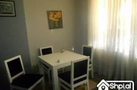 Jepet apartament 1+1 me qera, Ενοικίαση