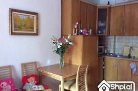 Shitet apartament 1+1, Venta