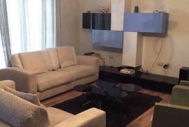 Apartament 2+1, Rruga e Barrikadave, Miete