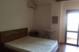 Apartament 1+1, prane Stadiumit Dianmo, Location