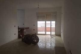 Apartament 2+1 te Kodra e Diellit, Eladás