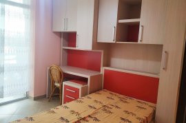 3+1+2WC (110 m2) Tregu Elektrik, Location