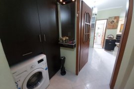 Mundesi Investimi: Shitet Apt 2+1+2WC-Shk. e Kuqe, Vente