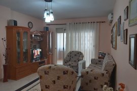 2+1+2WC+2Ballkone ne Astir (Kmy) Pallat i Ri, Vente