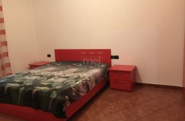 Blv Bajram Curri, Jepet Me Qira Apartament 1+1, Alquiler