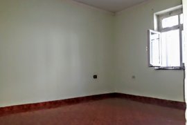 JEPET ME QIRA APARTAMENT 2+1 NË LAGJEN 16, KORÇË, Qera