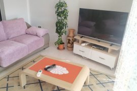 3+1+2WC+3Bllk (Zona E Ambasadave - 21 Dhjetor), Location