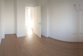 Amb Biznesi (60 m2) tek NERANXI ne Hyrje te Myslym, Location