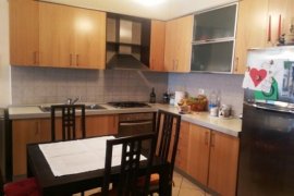 APARTAMENT 2+1 PER SHITJE TEK KOMUNA E PARISIT, Eladás