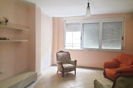 Apartament i Madh 2+1 tek Kop. Botanik , Bérlés