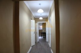 Apartament per zyra me qira ne zonen e Bllokut, Miete