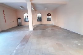 Ambient (160 m2) tek Rruga e Barrikadave , Location