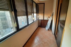 Apt 3+1+3Bllk (Xhamllik) Super Komod |, Location