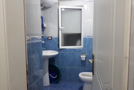 SHITET APARTAMENT 1+1 NE LAGJEN 16 KORÇË, Πώληση